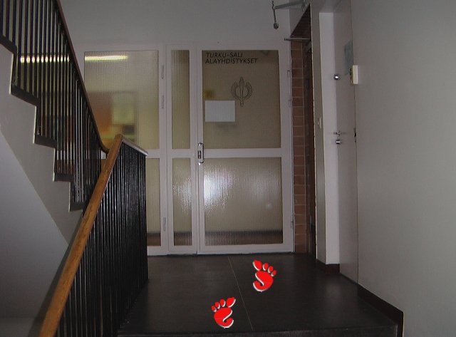 /images/Kerroksen_ovi.jpg